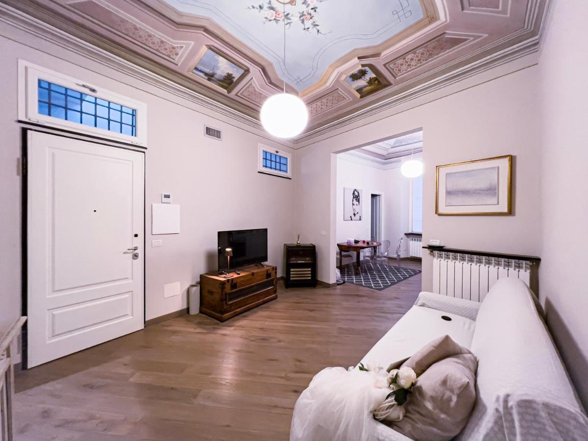 La Piccola Casa Di Ubs Apartment Sestri Levante Luaran gambar