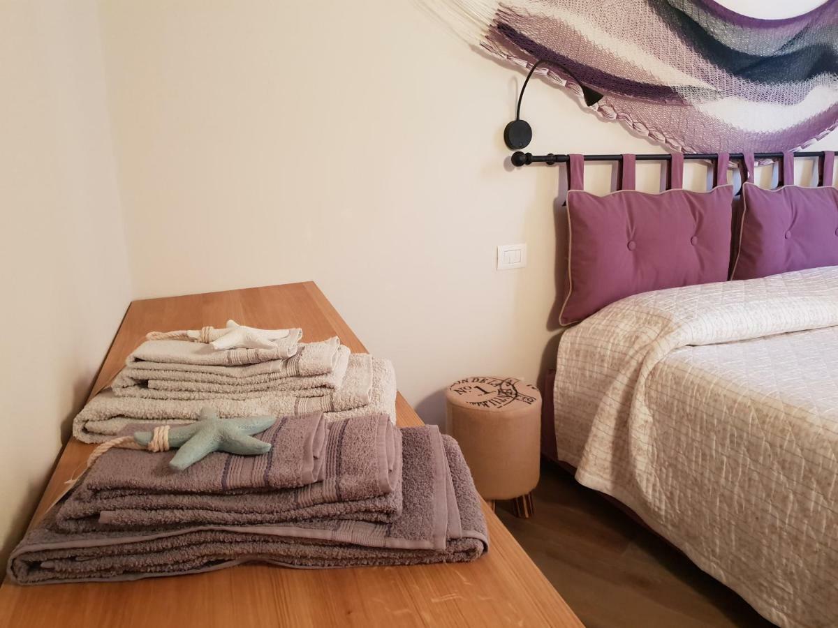 La Piccola Casa Di Ubs Apartment Sestri Levante Luaran gambar